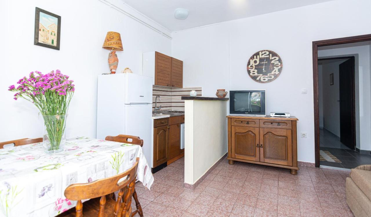 Apartment Plemic Pag Town Esterno foto
